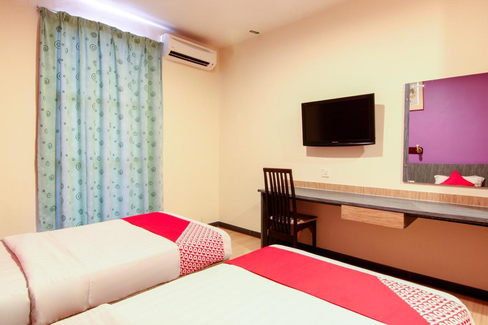 Super Oyo 43930 Hotel Esplanade Sandakan Exterior photo